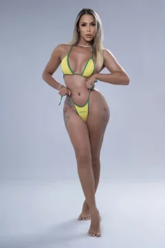 Miniatura de Bruninha almeida 