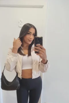 Miniatura de Preciosa larissa 